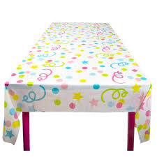 Pensez à une décoration d'anniversaire des plus remarquables ! Nappe Joyeux Anniversaire Party Le Geant De La Fete