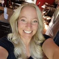 Jessica Specht's Instagram, Twitter & Facebook