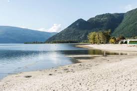 Now under new ownership and management, and with a new name, sicamous houseboats is ready to bring a fresh houseboating experience to shuswap lake. Super 8 By Wyndham Sicamous Sicamous Updated 2021 Prices