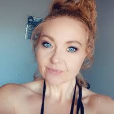 Jenifer Olson's Instagram, Twitter & Facebook