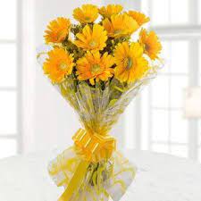 Valentine Yellow Gerbera Bouquet Indiagift In Gerbera Bouquet Large Flower Arrangements Gerbera