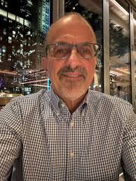 Hello everyone! I am glad to have found this group. My Grandfather  immigrated in 1920 from Lucca to the USA and always talked about his home  in "the old country".