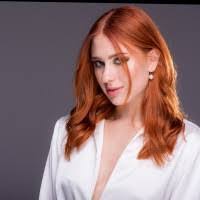 Anna Wolfram's Instagram, Twitter & Facebook