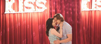 Halle berry niesamowita w roli matki. The Kissing Booth 3 Netflix Oglosil Ze Sequel Jest Gotowy Antyradio