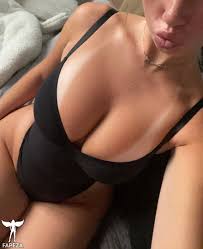 Itsbriannabanks  itsbriannabitches Nude Leaks OnlyFans Photo 2 - Fapeza