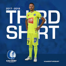 Gent bij kaa gent worden tot vrijdag de lippen stijf op elkaar gehouden over het aantal bezoekers dat zal binnen mogen in het stadion, maar in een brief. Kaa Gent Voetbalshirts 2017 2018 Voetbalshirts Com