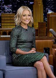 Kelly Ripa's Plastic Surgery Reveal: 'They Tore All The Way Through'
