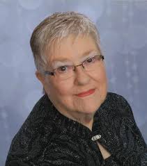 Carolyn Cintron's Instagram, Twitter & Facebook