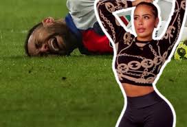 Neymar da silva santos júnior. Fluch Der Schwester Psg Star Neymar Fallt Erneut Bis In Den Marz Aus Watson