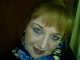 Kelly Ewald's Instagram, Twitter & Facebook