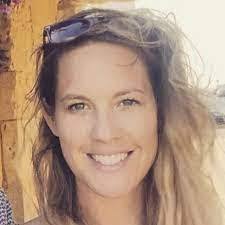 Kara Casper's Instagram, Twitter & Facebook