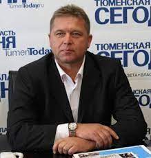 Яко­влев­ский — 28 ап­ре­ля 1994, москва ) — со­вет­ский и рос­сий­ский актёр те­ат­ра и кино, ма­стер ху­до­же­ствен­но­го слова (чтец). Vladelca Alternativnoj Yahty Burlakova Chut Ne Zastrelili V Banalnom Cadillac Escalade Kompromat
