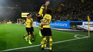 August, um 20.30 uhr in dortmund zum supercup 2021 an. Bundesliga Bvb Gewinnt Furioses Spitzenspiel Gegen Den Fc Bayern