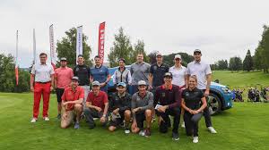 Cornelia ( conny) kissling (doğum 18 temmuz 1961 yılında olten ) eski olduğu i̇sviçreli serbest kayakçı. Traditionelles Swiss Ski Golf Turnier Zugunsten Des Nachwuchses Aerials Swiss Ski