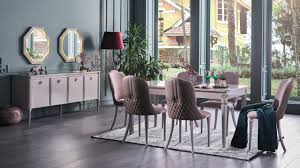 Koltuk takımı ve yemek odası takımları da genellikle aynı odada tercih edildiklerinden uyum önemi daha da artmaktadır. Luxe Yemek Odasi Takimi Istikbal