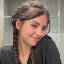 Katelyn Raines's Instagram, Twitter & Facebook