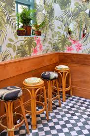 Interiors I Love Leo S Oyster Bar Stacie Flinner Leos Oyster Bar Bar Interior Decor