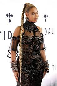 Beyonce Slays The Red Carpet Then The Stage During A Tidal Concert In Nyc Beyonce Braids Beyonce Style Beyonce Ponytail