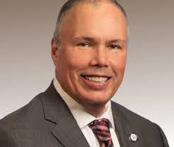 Lloyd Bean's Instagram, Twitter & Facebook