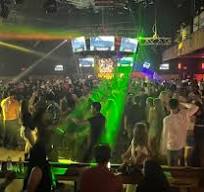 Vida Nocturna de Houston | Discotecas y Música en Vivo