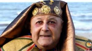 Tutti lo conoscono come divino (o mago) otelma, ma il suo vero nome è un altro: Chi E Il Divino Otelma Eta Vero Nome Vita Privata Carriera Lauree