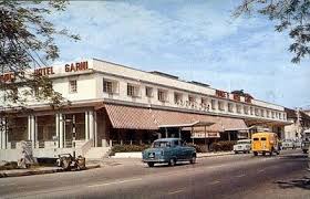 Prince S Hotel Garni At The Junction Of Orchard Bideford Roads Directly Across The Present Mandarin Hotel Singapore Photos History Of Singapore Singapore