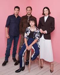 Caitriona balfe ford vs ferrari. New Portrait Of Caitriona Balfe And The Cast Of Ford V Ferrari At Tiff From Elle Canada Outlander Online