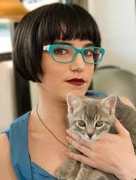 Get Your Money Together: An illustrated purrsonal finance workbook to help  you budget your money, save for retirement, and smash debt.: Lillian  Karabaic, Lucy Bellwood, Fiona Wu: 9780692070352: Amazon.com: Books