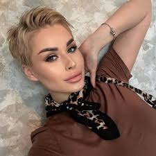 قصات شعر شلال مدرج قصير. Kdj6p4cp7hkdam