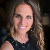 Tracy Kearns's Instagram, Twitter & Facebook