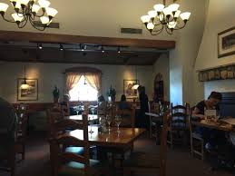 Darden announced on friday that any dining rooms that remain open across its portfolio will shut at the close of business , though online ordering and takeaway will. Dining Room Picture Of Olive Garden Italian Restaurant Chandler Tripadvisor