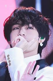 Here Are More Visuals On That Black Curly Haired Boy From 2019 Jingle Ball 15 Pictures Koreaboo Bts Taehyung Kim Taehyung Bts V