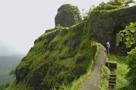 The 11 Most Important Forts in Mumbai ...