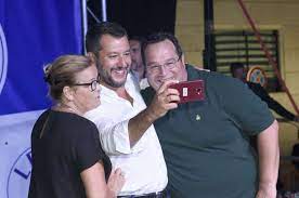 Claudio durigon, deputato della lega, è intervenuto ai microfoni della trasmissione l'italia s'è desta, condotta dal direttore gianluca fabi continua. Matteo Salvini Claudio Durigon 2 Dago Fotogallery