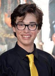 Liv and maddie is a disney channel sitcom. Joey Bragg Photostream Joey Bragg Liv And Maddie Celebrity Kids