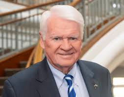 Harry Moon's Instagram, Twitter & Facebook