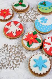 Gateau anniversaire enfant en pâte à sucre tête de cheval. Decoration De Biscuits De Noel Les Meilleures Idees A Tester
