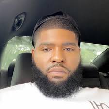 Why can players hide in vents above Seedvault extract?