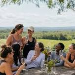 CT Social Babes Hikes & Wines in Washington