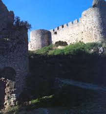 Στη νοτιοδυτική ακτή του αμβρακικού κόλπου η βόνιτσα είναι μια όμορφη πόλη με παραδοσιακές πινελιές περιστοιχισμένη απο φυσική ομορφιά. Bonitsa Kwmopolh Aitwloakarnania Gtp