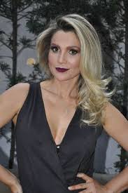 Flávia alessandra está de casa nova. Flavia Alessandra Martins Da Costa