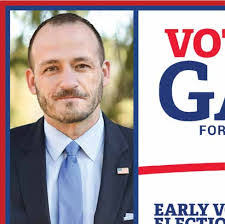 Robert Schork's Instagram, Twitter & Facebook