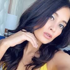 Jennifer Carrillo's Instagram, Twitter & Facebook