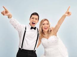 Sie sorgen für gute stimmung, tolle erinnerungen und wunderbare hochzeitsfotos. Hochzeitsspiele 12 Tolle Spiel Ideen Fur Die Hochzeit