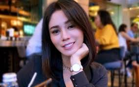 Headcount monthly excel sheet : Saphira Indah Meninggal Mendadak Saat Hamil Ramalan Endang Tarot Soal Kematian Artis Terbukti