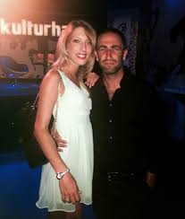 Ei bine, cartea lui radu f. SunteÅ£i Mai Frumosi In Realitate Radu F Constantinescu