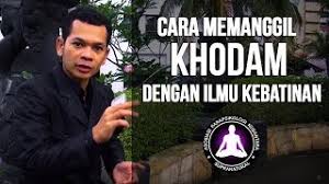 Melakukan amalan sehabis sholat isya : Cara Mendapatkan Khodam Al Fatihah Khodam Pendamping Segala Hajat Walisembilan Com