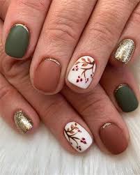 Les nouvelles couleurs naturelles et tendances de notre nouvelle collection automne / hiver pour cette période de l'année. Automne Les 25 Manucures A Adopter Des Maintenant