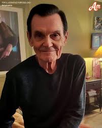 MY HUSBAND DYED HIS HAIR BLACK AT 78, AND I THINK IT LOOKS ABSURD. SHOULD I  TELL HIM TO EMBRACE HIS AGE? I'm honestly at a loss. My husband, at 78 years