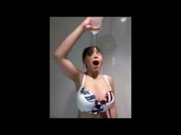 Vekillere, 'islam ortak pazarı'nın kurulması için bunun şart olduğunu söyleyen erbakan, daha sonra 1997 yılında. Download Dj Dinar Candy Buka Baju Mp4 Mp3 3gp Naijagreenmovies Fzmovies Netnaija